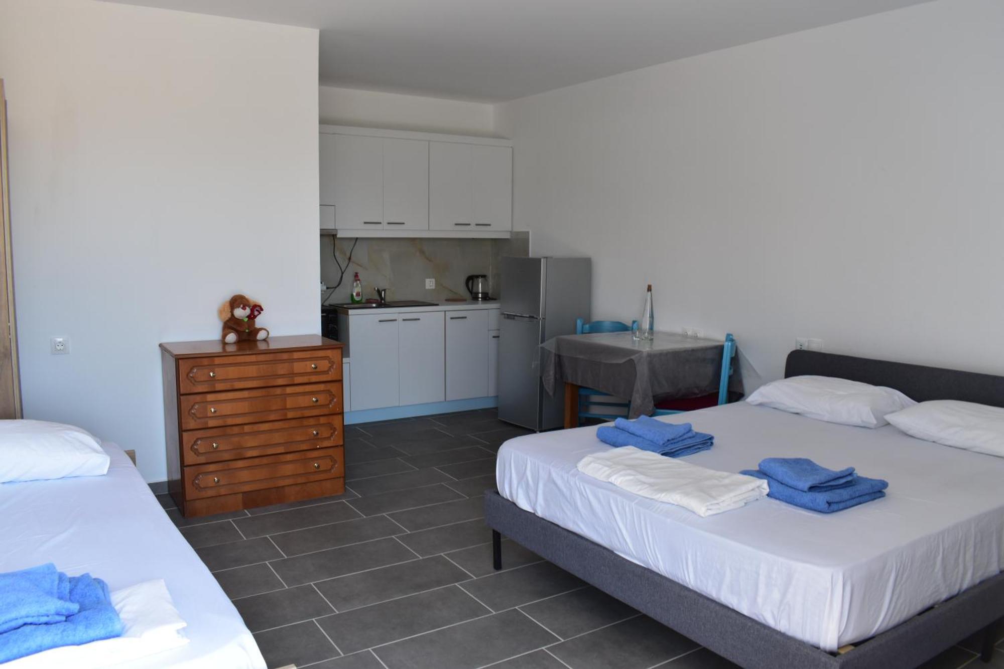 Anastasias Apartments Sarande Exterior photo