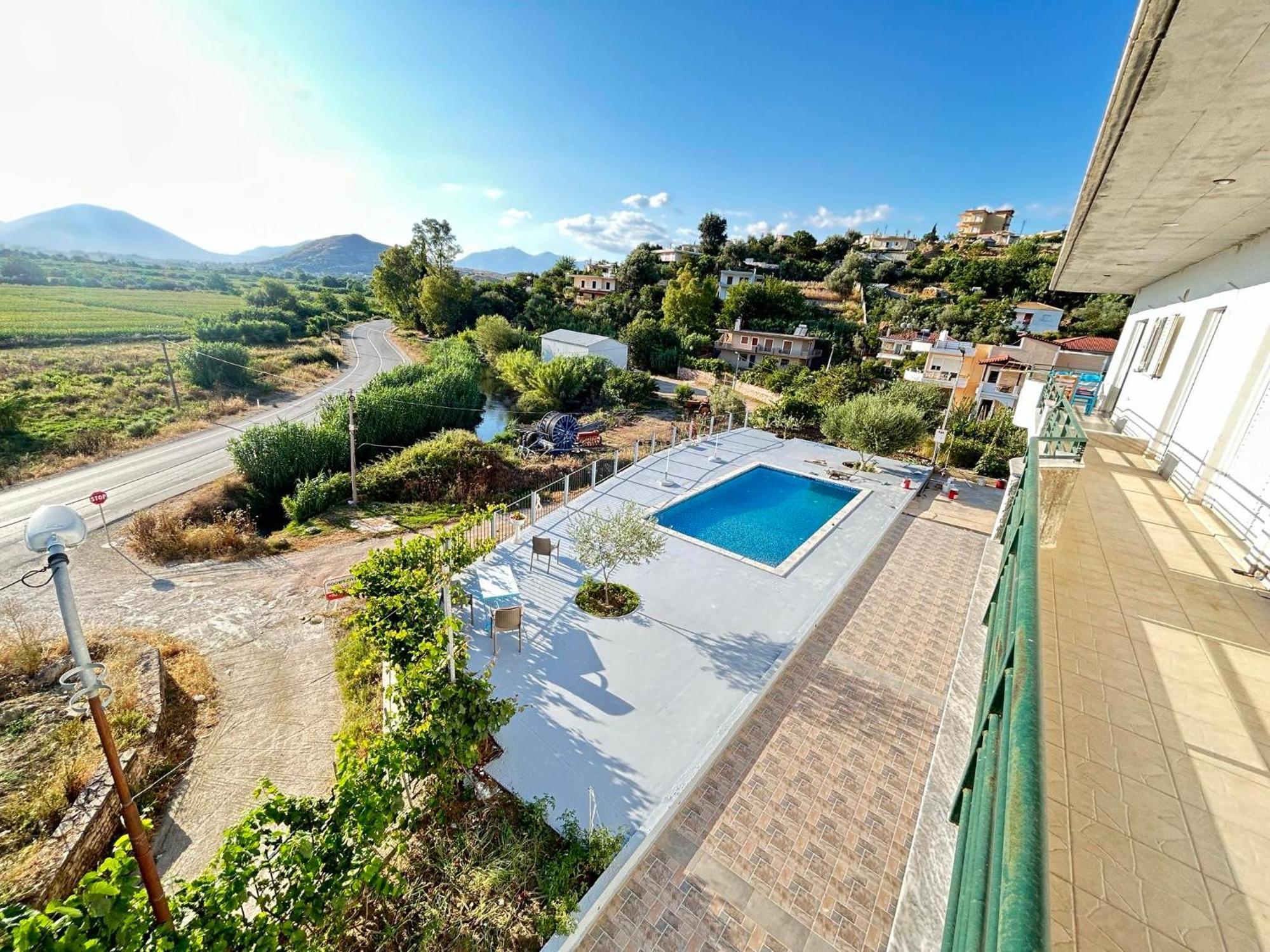 Anastasias Apartments Sarande Exterior photo